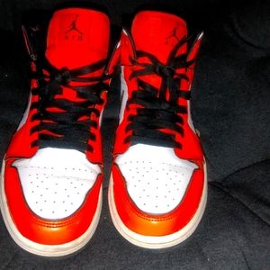 Patent leather orange Jordan 1